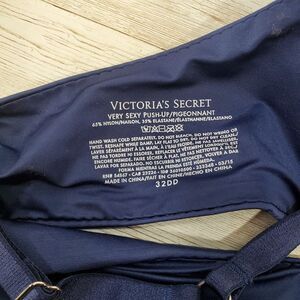 Victoria's‎ Secret Bra 32DD Blue Front Clasp Very Sexy Push Up Underwire